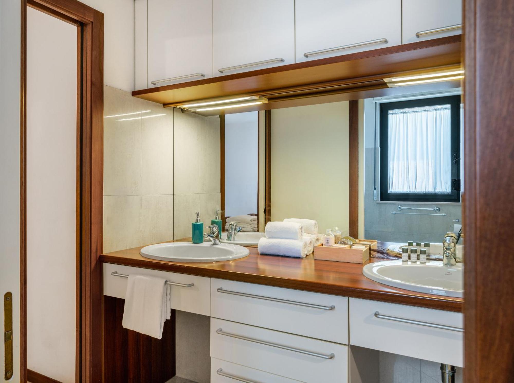 Apartment Universal *